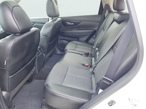 Used 2017 Nissan Rogue SL w/ SL Premium Package AWD/4WD image 36