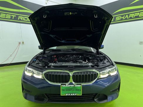 Used 2020 BMW 330i xDrive Sedan w/ Convenience Package AWD/4WD image 4