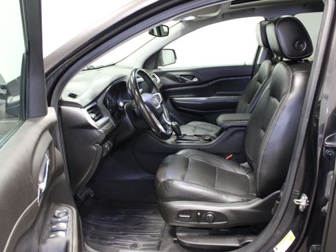 Used 2019 GMC Acadia SLT AWD/4WD image 13