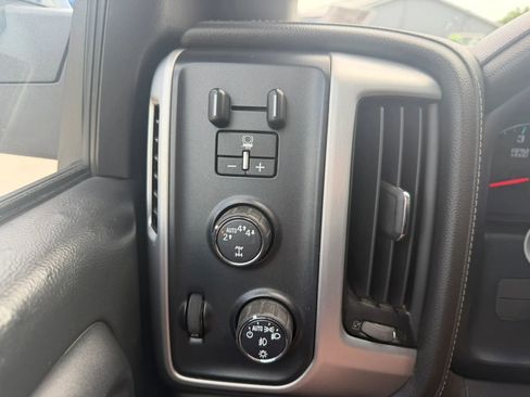 Used 2018 GMC Sierra 1500 SLE w/ SLE Value Package AWD/4WD image 20