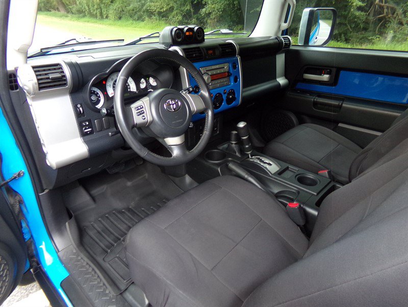 Used 2007 Toyota FJ Cruiser 4WD w/ Upgrade Pkg 2 image 17