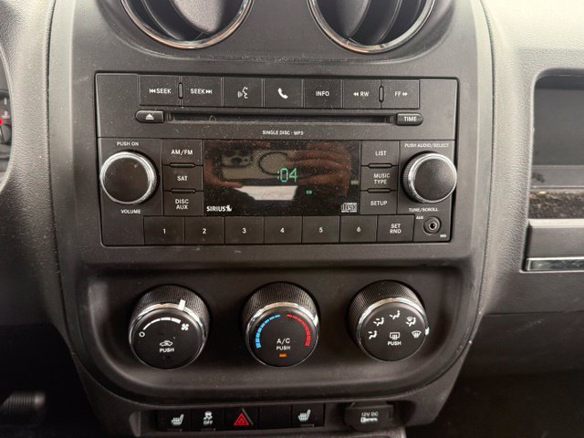 Used 2010 Jeep Patriot Latitude AWD/4WD image 19