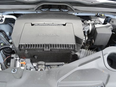 Used 2025 Honda Pilot TrailSport image 40