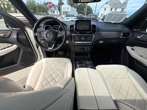 Used 2017 Mercedes-Benz GLS 550 4MATIC image 21