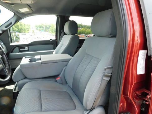 Used 2014 Ford F150 XLT w/ Equipment Group 302A Luxury AWD/4WD image 3