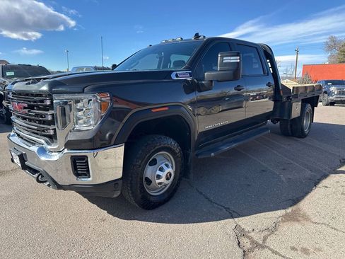 Used 2021 GMC Sierra 3500 4x4 Crew Cab w/ Gooseneck/5TH Wheel Package image 3