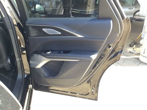 New 2026 Cadillac Lyriq V image 22