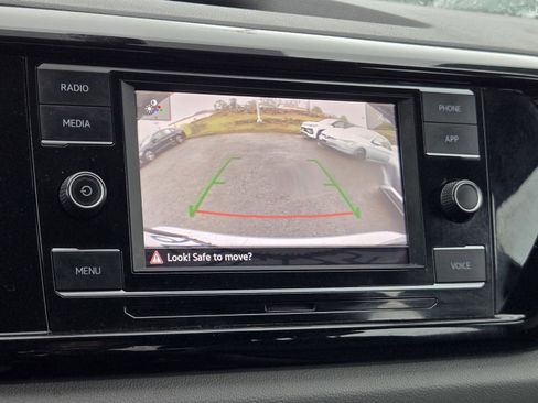 Used 2023 Volkswagen Taos S FWD image 16