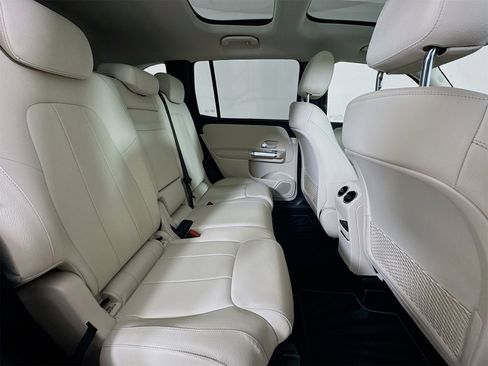 Certified 2022 Mercedes-Benz GLB 250 GLB 250 image 28