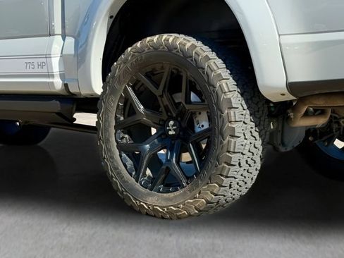 Used 2023 Ford F150 Lariat w/ Equipment Group 502A High AWD/4WD image 17