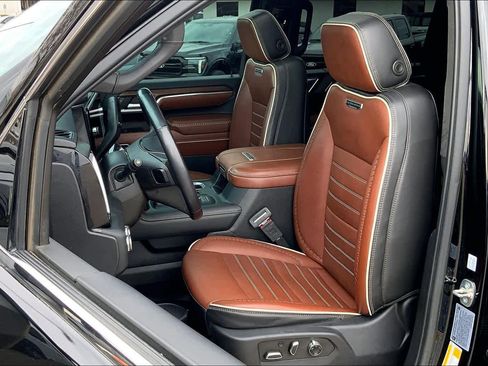 Used 2024 GMC Sierra 2500 Denali Ultimate image 7