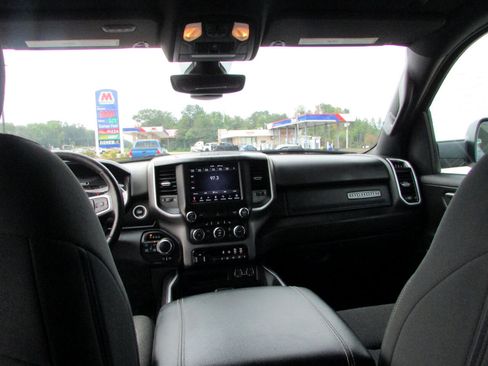 Used 2020 RAM 1500 Big Horn image 10