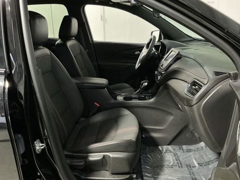 Used 2023 Chevrolet Equinox RS image 33