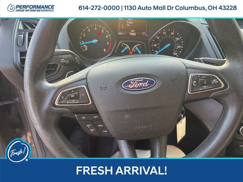 Used 2017 Ford Escape SE image 19