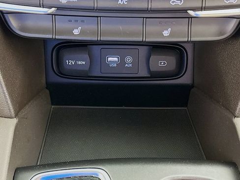 Used 2020 Hyundai Santa Fe SEL FWD image 18