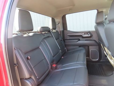 Used 2022 Chevrolet Silverado 1500 LTZ AWD/4WD image 29