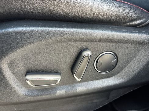 Used 2018 Ford Explorer Sport AWD/4WD image 19