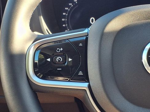 New 2026 Volvo XC60 B5 Plus w/ Protection Package Premier image 21