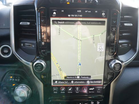 Used 2019 RAM 1500 Laramie image 24