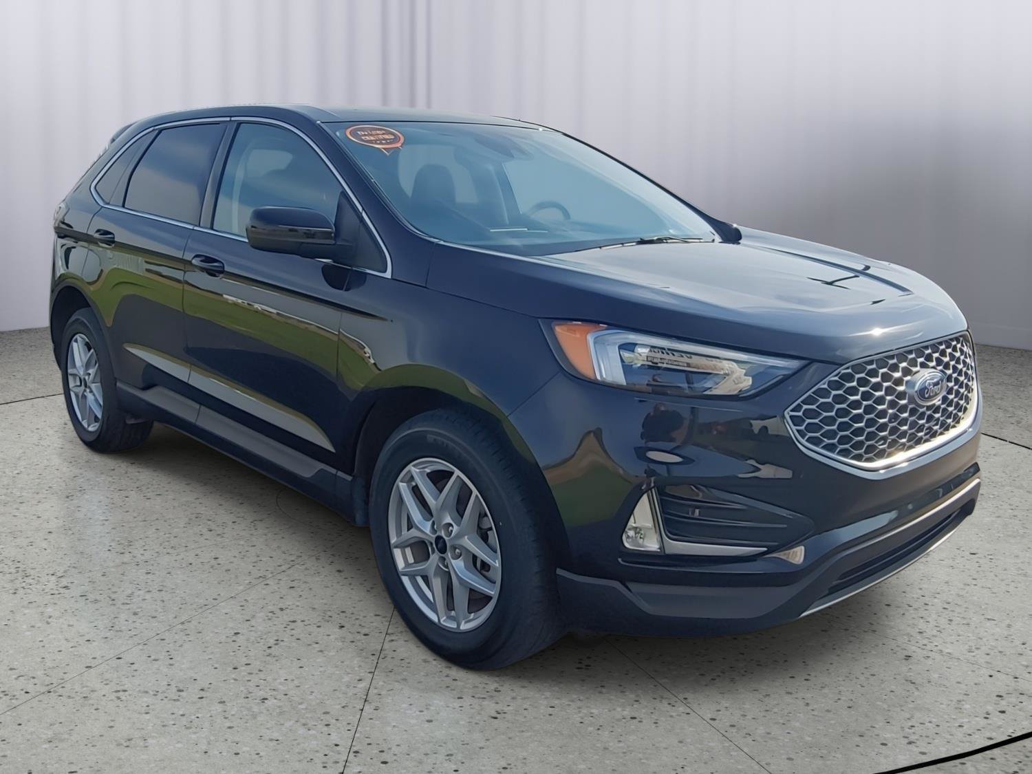 Used 2023 Ford Edge SEL w/ Convenience Package AWD/4WD image 4