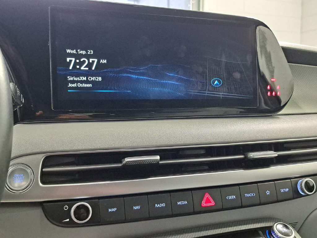 Used 2024 Hyundai Palisade SEL FWD image 15