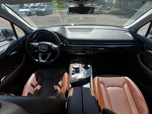 Used 2019 Audi Q7 3.0T Prestige AWD/4WD image 14