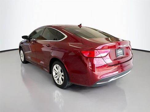 Used 2015 Chrysler 200 Limited w/ Convenience Group FWD image 10