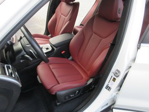 Used 2024 BMW X3 xDrive30i w/ Convenience Package image 8