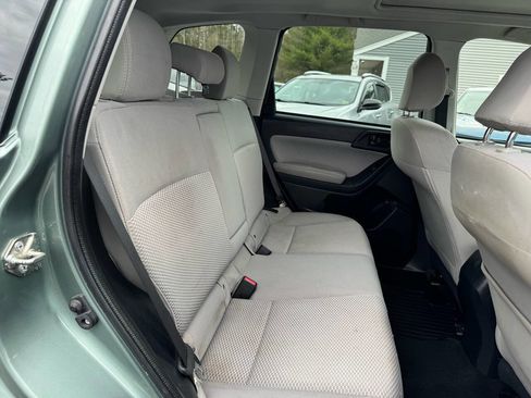 Used 2017 Subaru Forester 2.5i Premium w/ All-Weather Package AWD/4WD image 23