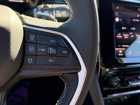 New 2026 Jeep Grand Cherokee Laredo AWD/4WD image 13
