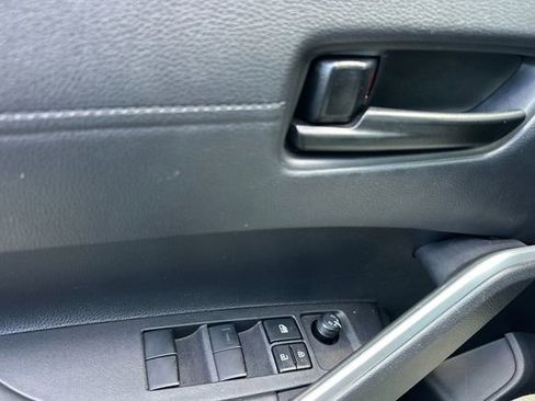 Used 2024 Toyota Corolla Cross AWD Hybrid image 12