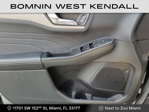 Used 2022 Ford Escape SEL image 27