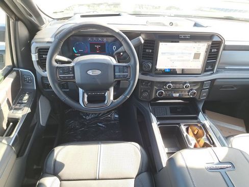 New 2026 Ford F250 Platinum w/ Tremor Off-Road Package image 17