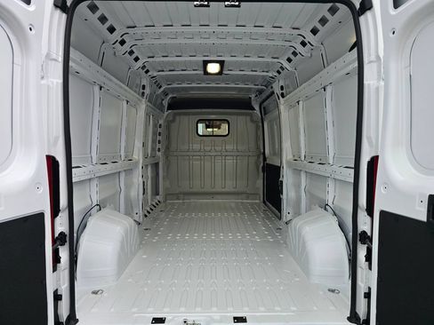 New 2026 RAM ProMaster 2500 w/ Advanced Safety Group FWD image 16