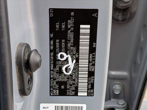 Used 2022 Toyota Highlander Bronze Edition image 25