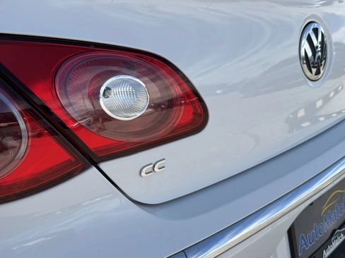 Used 2012 Volkswagen CC Sport FWD image 27