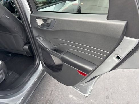 Used 2023 Ford Escape Active image 10