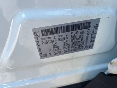 Used 2025 Nissan Rogue SV image 24