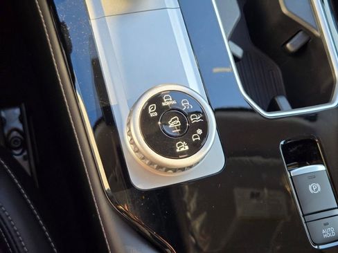 New 2026 Mitsubishi Outlander Trail Edition image 24