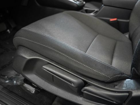 Used 2024 Honda CR-V LX image 32