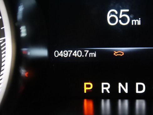 Used 2021 Ford Mustang Premium image 21