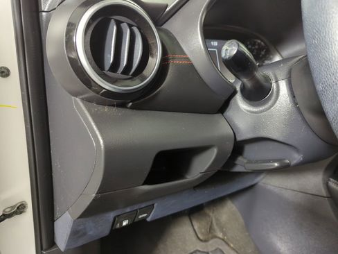 Used 2022 Nissan Kicks SR FWD image 26