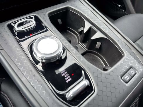 New 2025 Jeep Wagoneer S Limited image 25