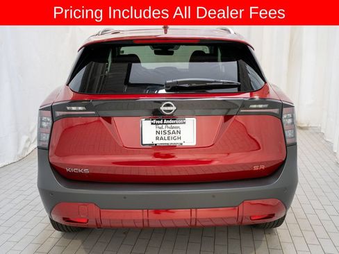 Certified 2025 Nissan Kicks SR w/ Interior Electronics Package FWD image 4