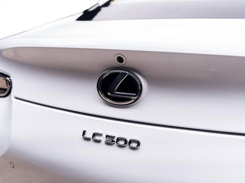 Used 2019 Lexus LC 500 Coupe w/ Sport Package image 18