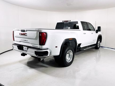 Used 2025 GMC Sierra 3500 Denali w/ Technology Package AWD/4WD image 5