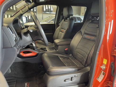 Certified 2025 Nissan Frontier PRO-4X w/ Pro Premium Package image 13