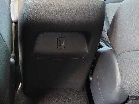 Used 2024 Nissan Sentra SR FWD image 24