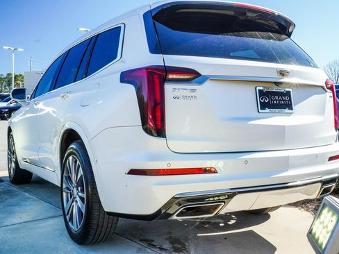 Used 2020 Cadillac XT6 Premium Luxury image 8