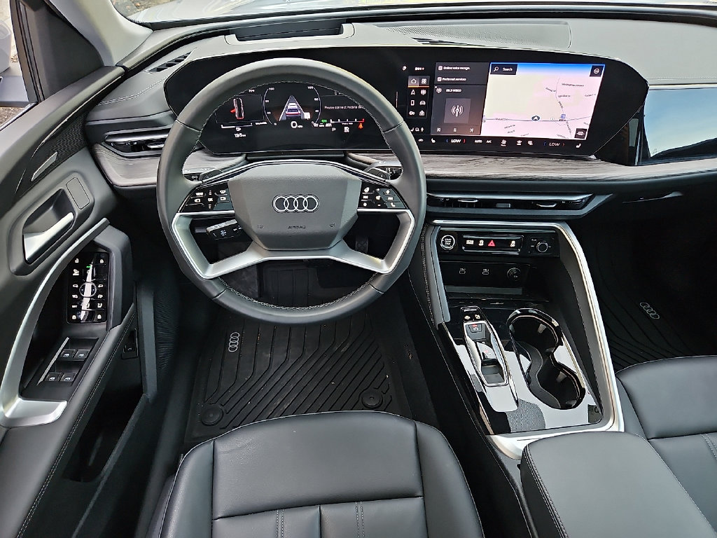 Used 2025 Audi Q5 Premium Plus AWD/4WD image 10